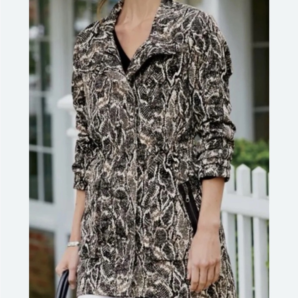 Tart Collections Snake Print Windbreaker Jacket XS – Hooded Nylon Coat